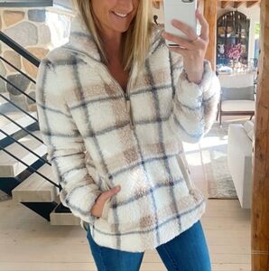 Abercrombie & Fitch Plaid Sherpa Quarter Zip Jacket, Size M